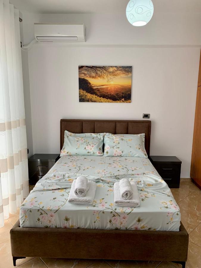 Maxus Apts Saranda Extérieur photo