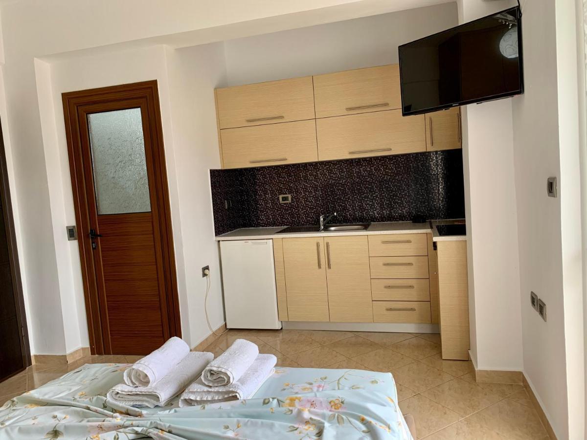 Maxus Apts Saranda Extérieur photo