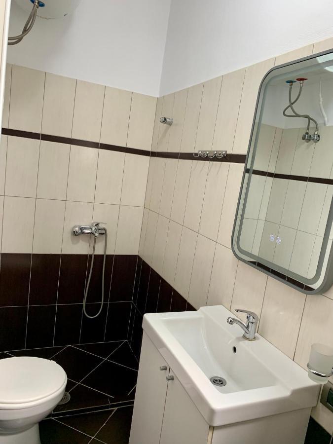 Maxus Apts Saranda Extérieur photo